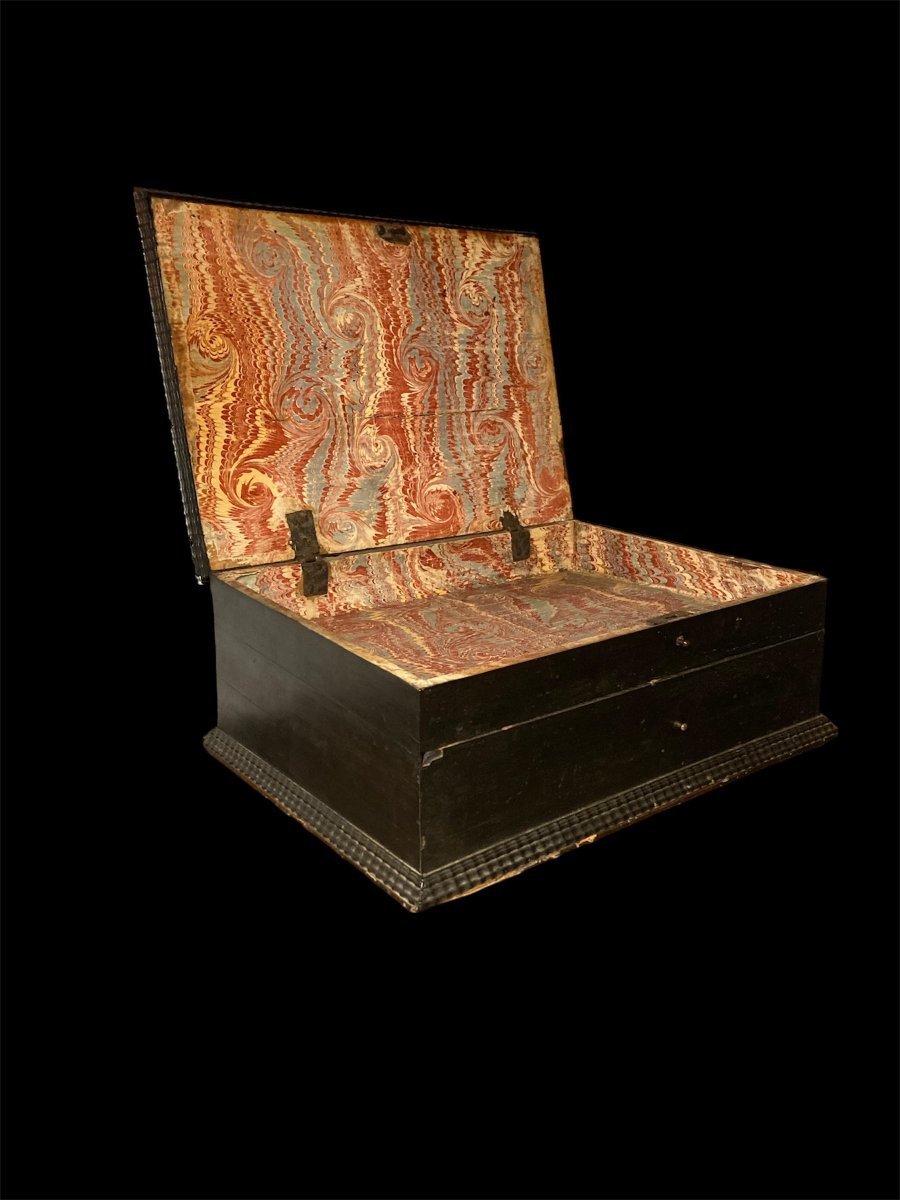 17th Century - Central Italy - Ebony Veneered Travel Desk-photo-3