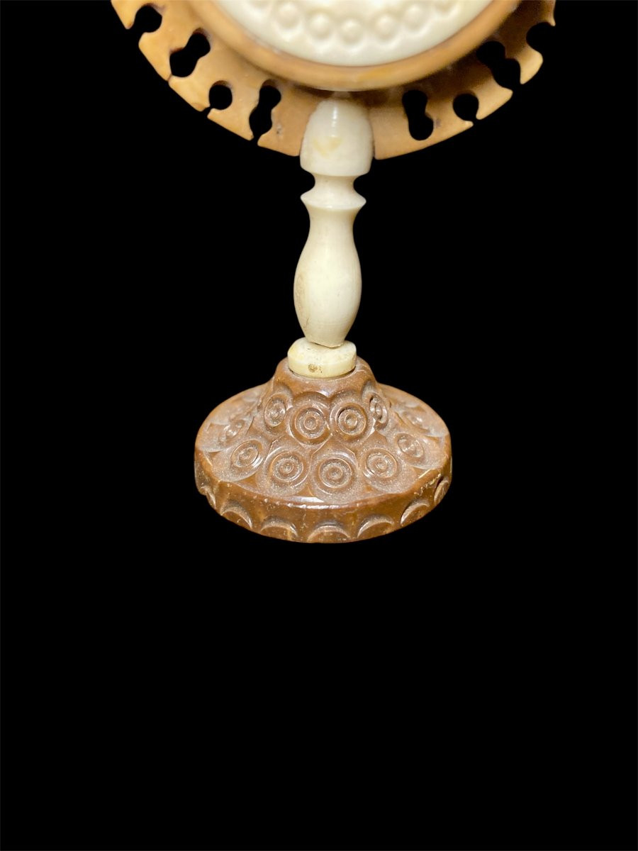 End Of The 18th Century - Bone And Boxwood Reliquary-photo-4