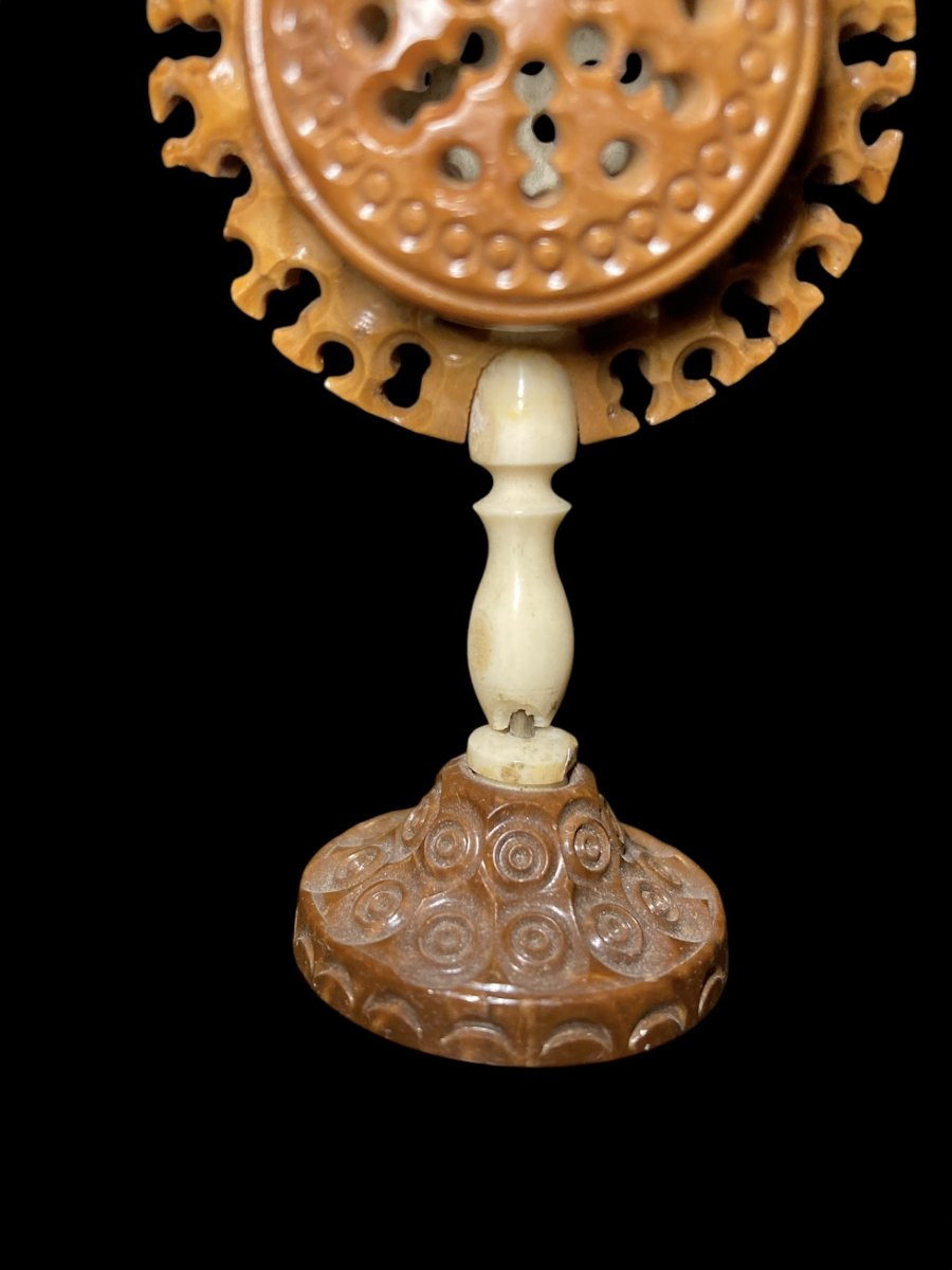 End Of The 18th Century - Bone And Boxwood Reliquary-photo-2