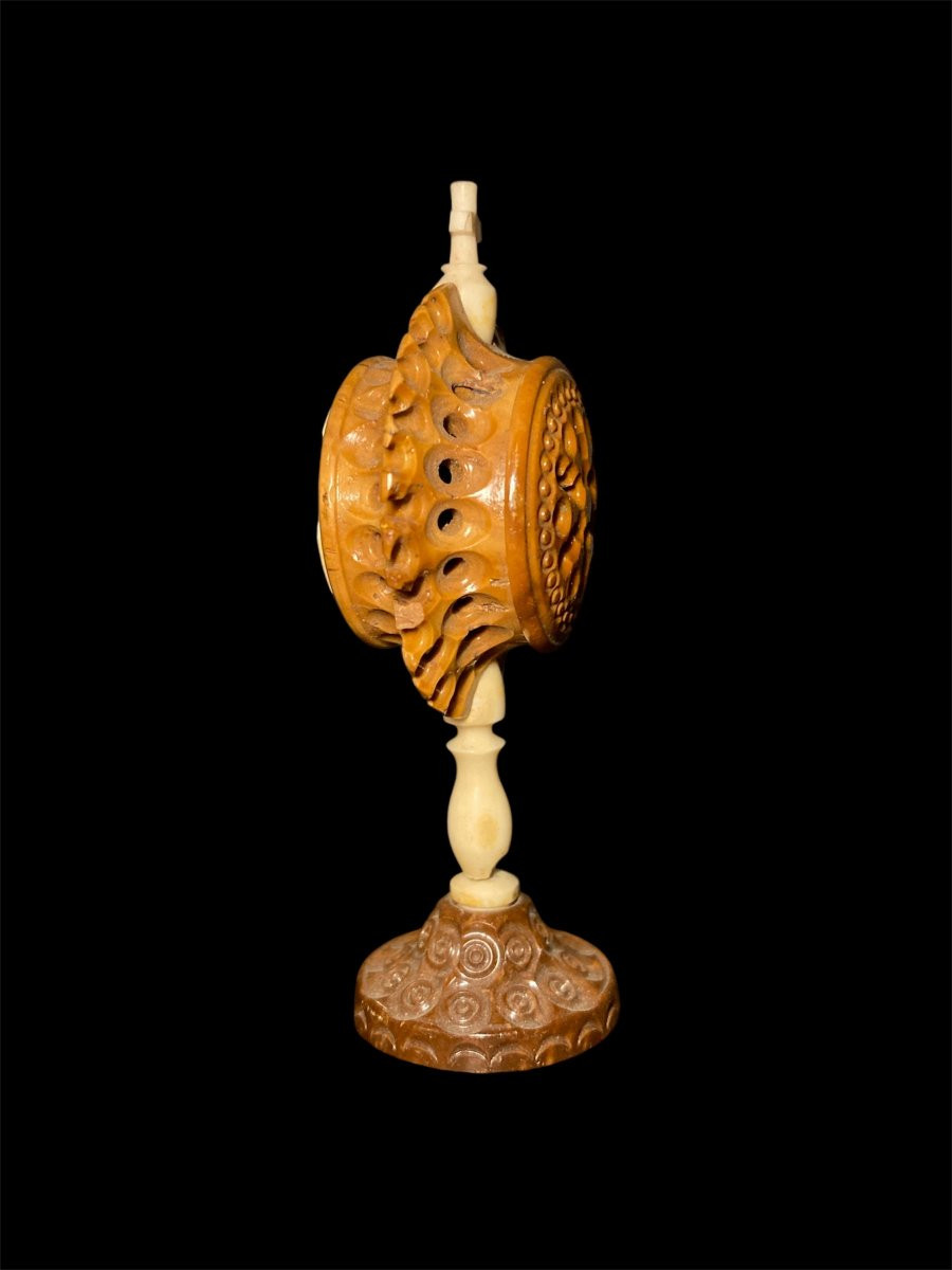 End Of The 18th Century - Bone And Boxwood Reliquary-photo-4