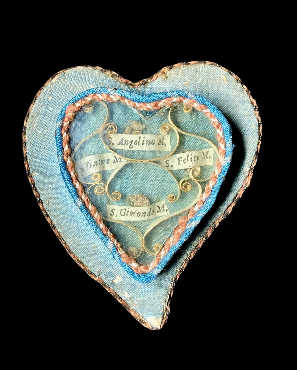 18th Century - Embroidered Silk - Reliquary Heart With 4 Ex Ossibus Relics-photo-2