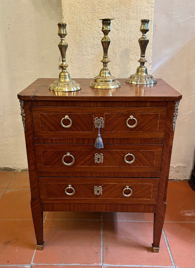 Very Small Louis XVI Marquetry Commode-photo-2