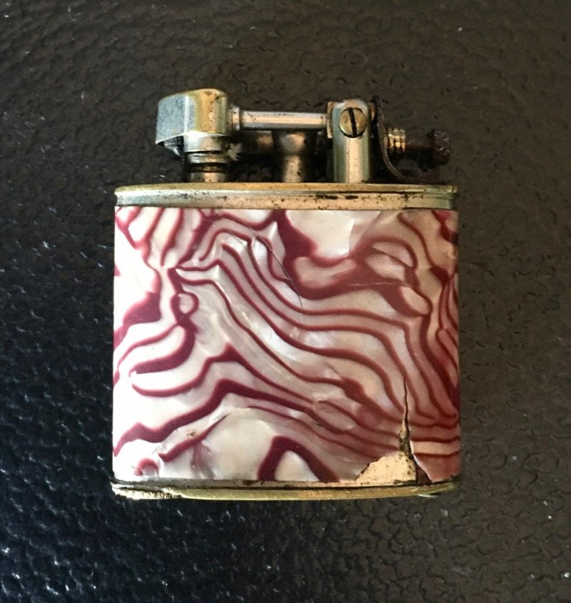 Aquilon Nacrolaque Petrol Lighter