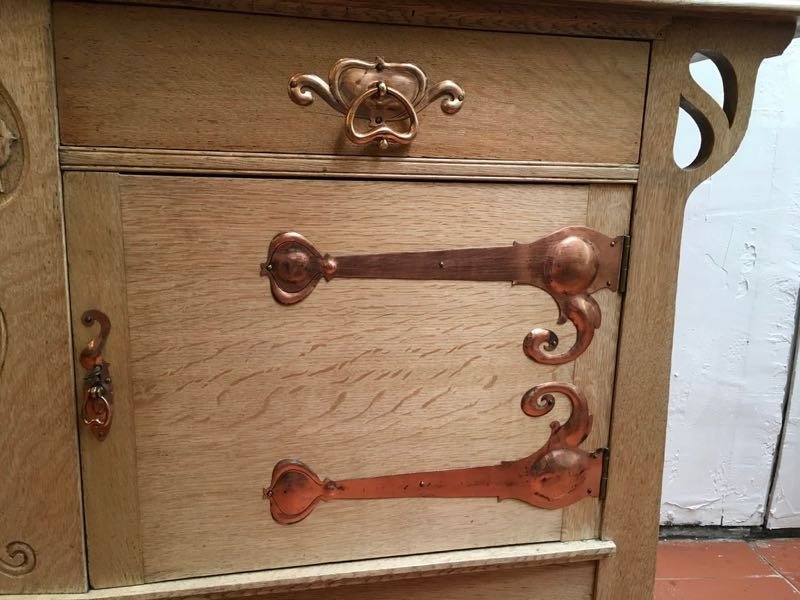 Art Nouveau Sideboard In Lightened Oak-photo-2