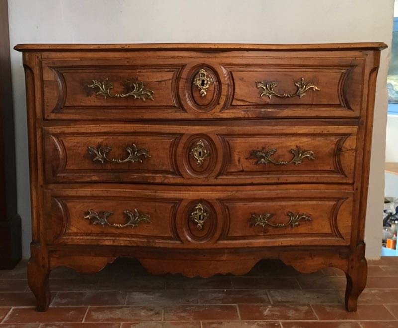 Louis XV Curved Commode In Walnut Eighteenth