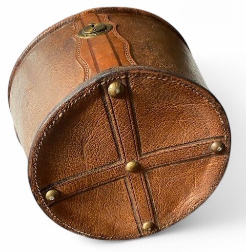 Leather Hat Box-photo-4