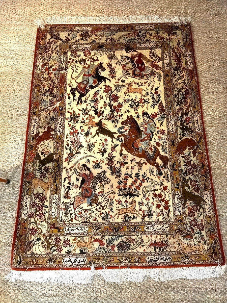 GHOUM Tapis Oriental Iranien En Soie Décor aux Cavaliers