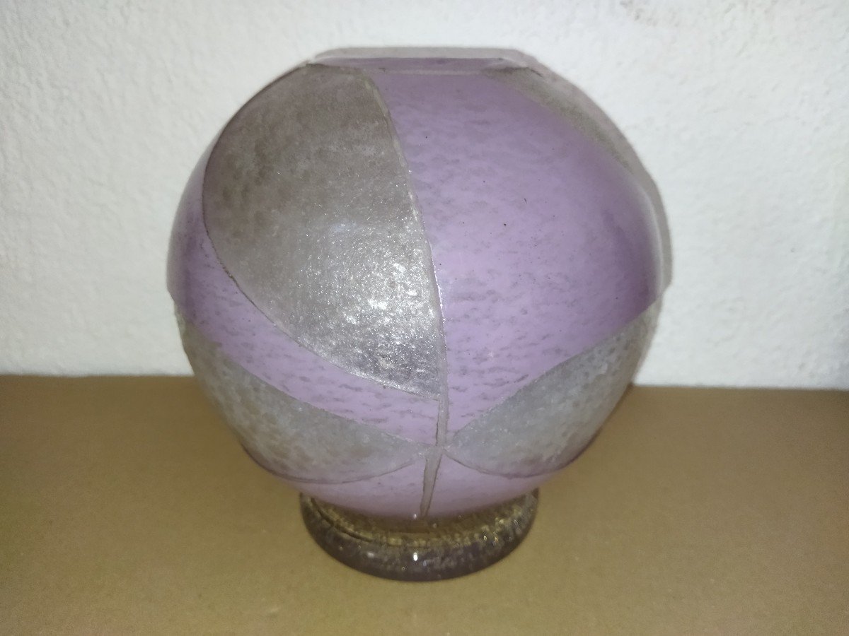 Degué Guéron Art Deco 2 Tone Molded Glass Ball Vase Collection-photo-2