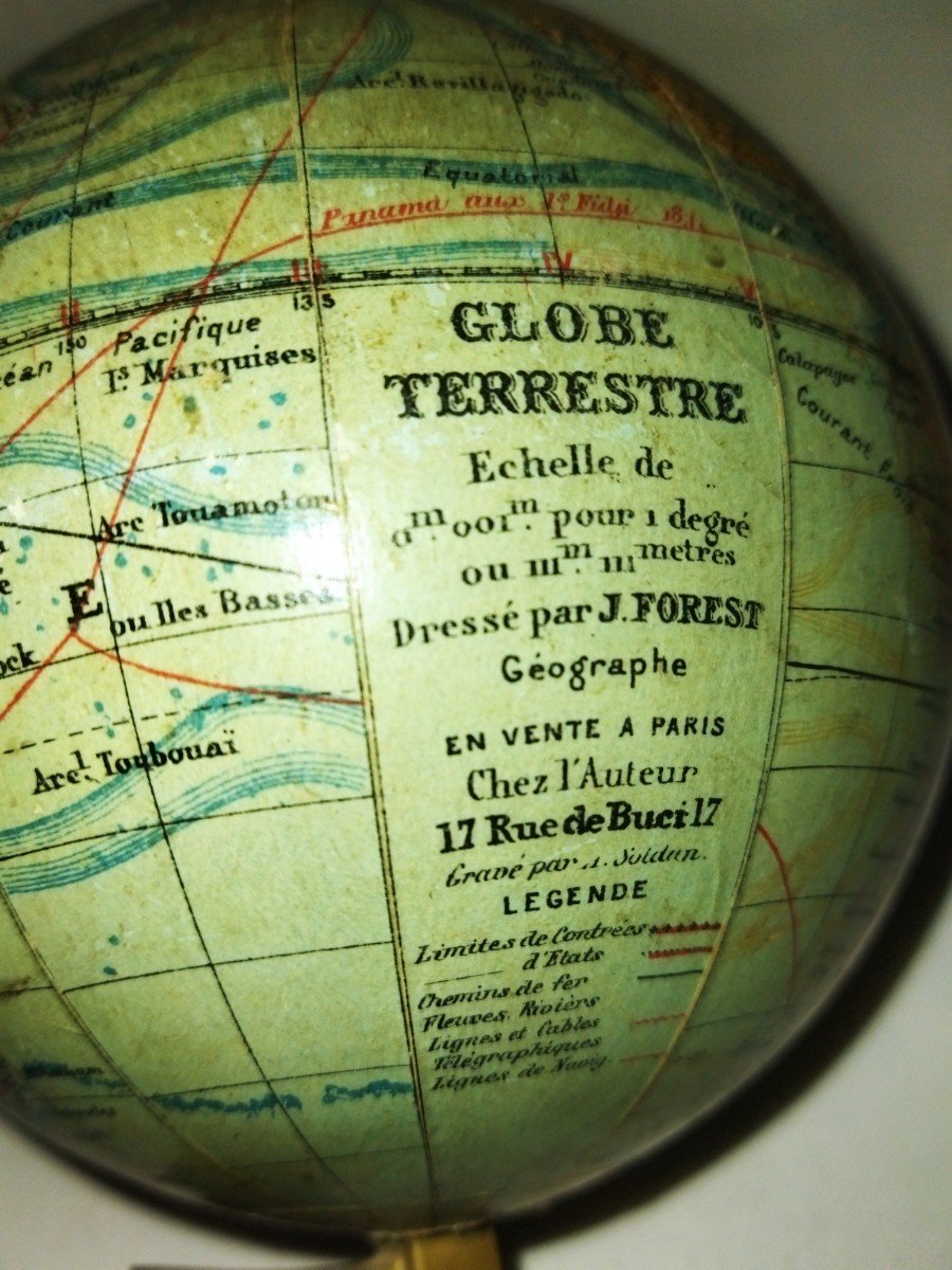 FOREST Paris Petit Globe Terrestre Mappemonde en carton  bouilli Collection XIX