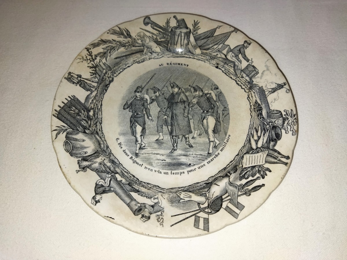 Choisy-le-roy H&b Militaria Legendary Plate "at The Regiment" N6 Collection