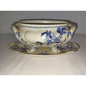 Jules Vieillard Bordeaux Old Sauceboat Pedestrian Model "chevreuse" Faience Collection 