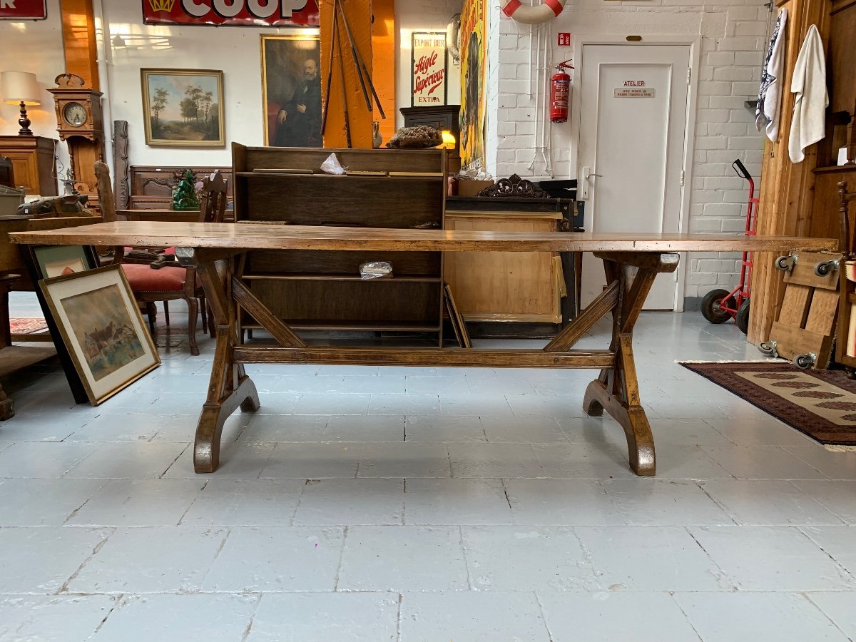 Walnut Table France 17th Century -photo-2