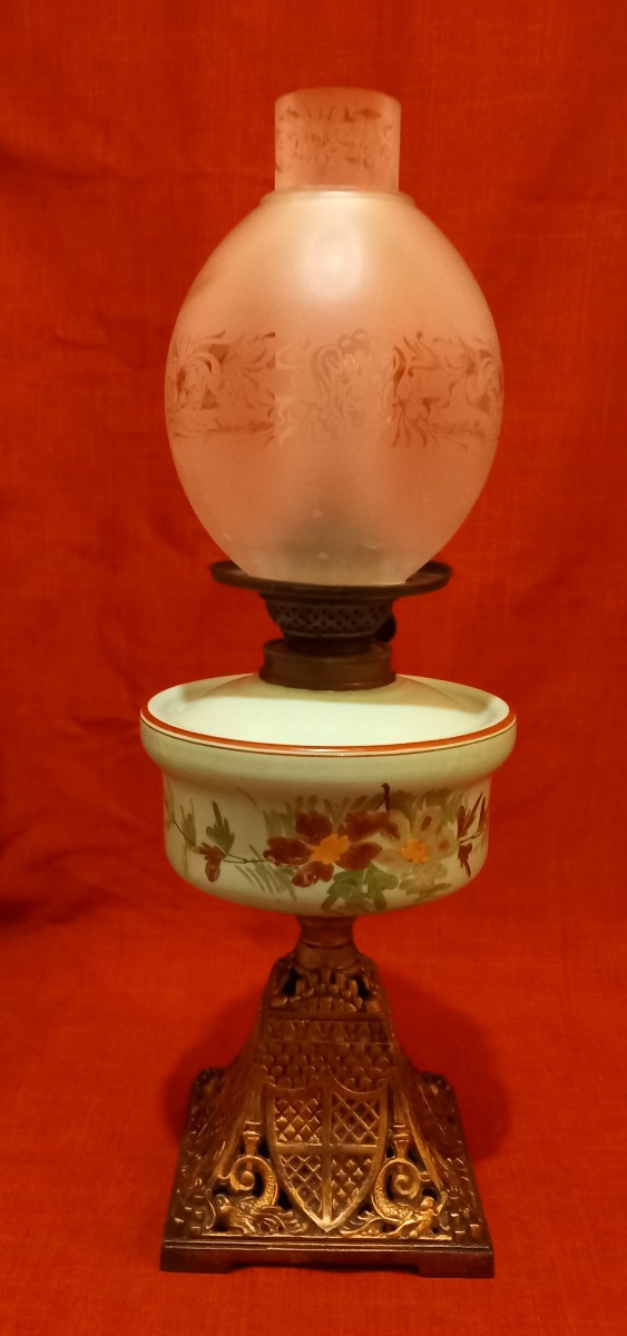 Hand-decorated Opaline Oil Lamp