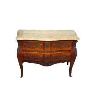 Commode De Style Louis XV En Marqueterie 