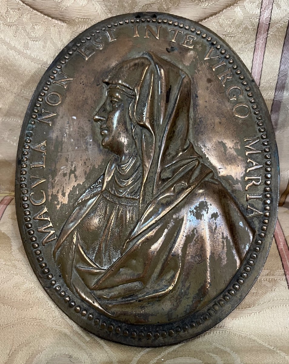 Belle Plaque En Bronze, Ovale, Portrait De La Vierge De Profil, XVII éme.