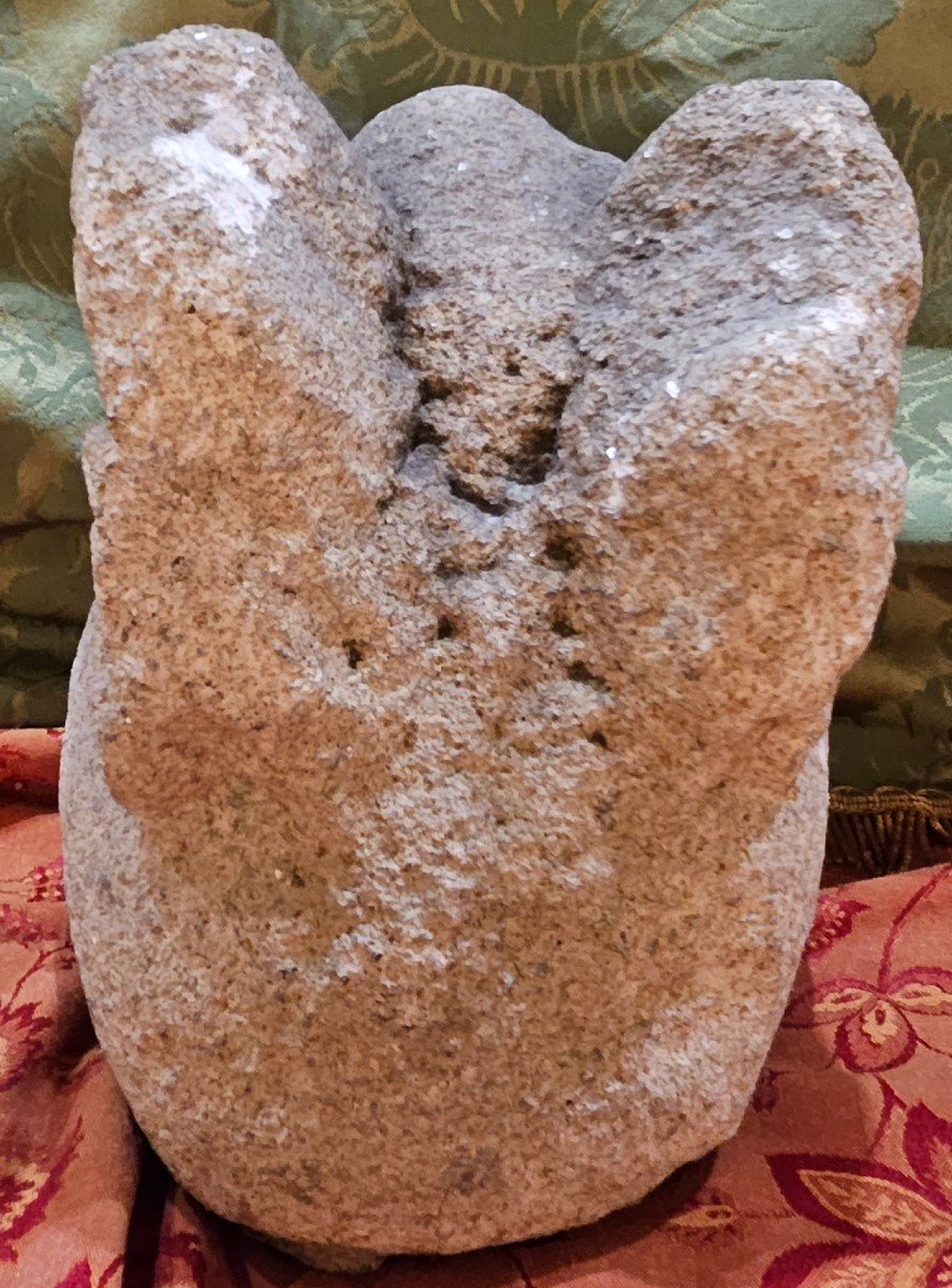 Interesting Bust Of An Angel In Sculpted Stone, 16th Century.-photo-3