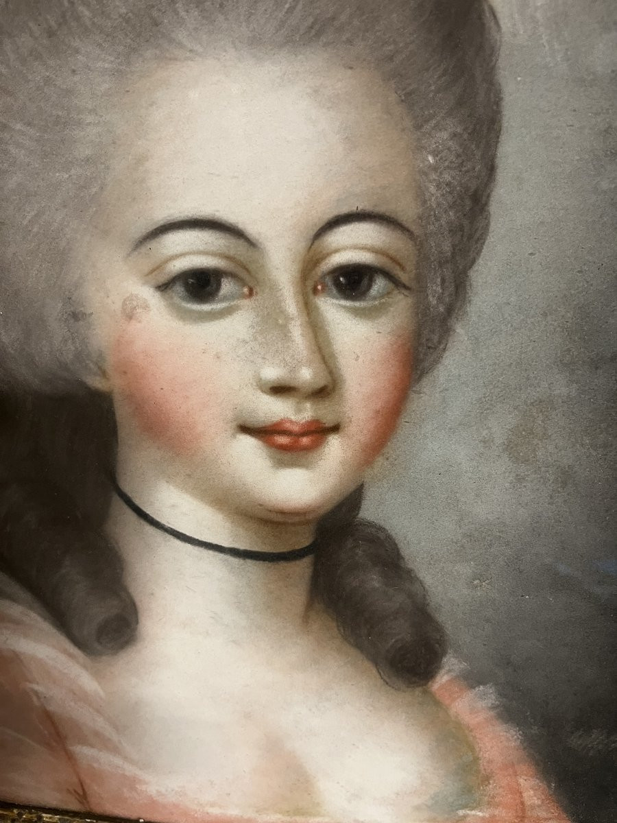 Beautiful Pastel Portrait Of A Young Woman, 18th Century French.-photo-3