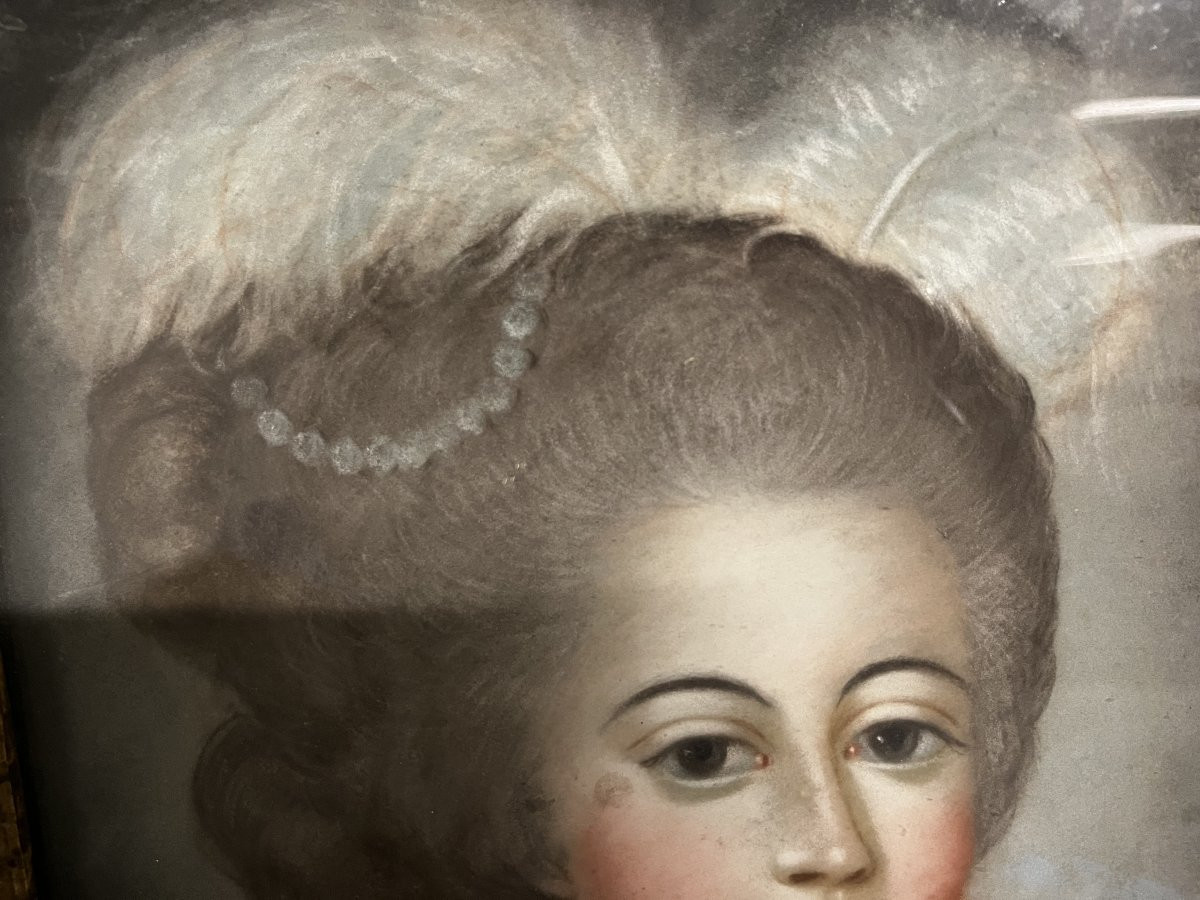 Beautiful Pastel Portrait Of A Young Woman, 18th Century French.-photo-4