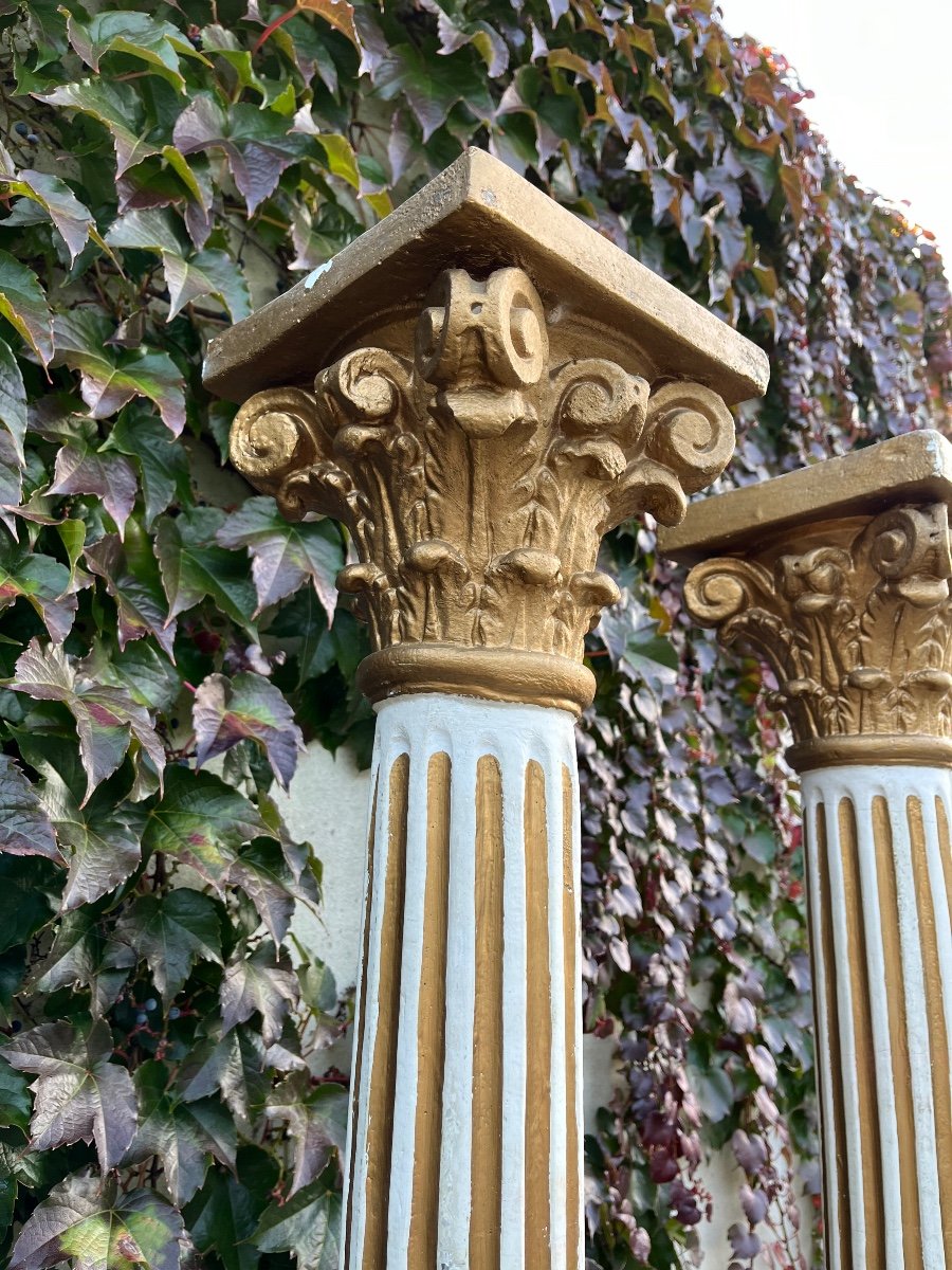 Pair Of Decorative Columns -photo-3