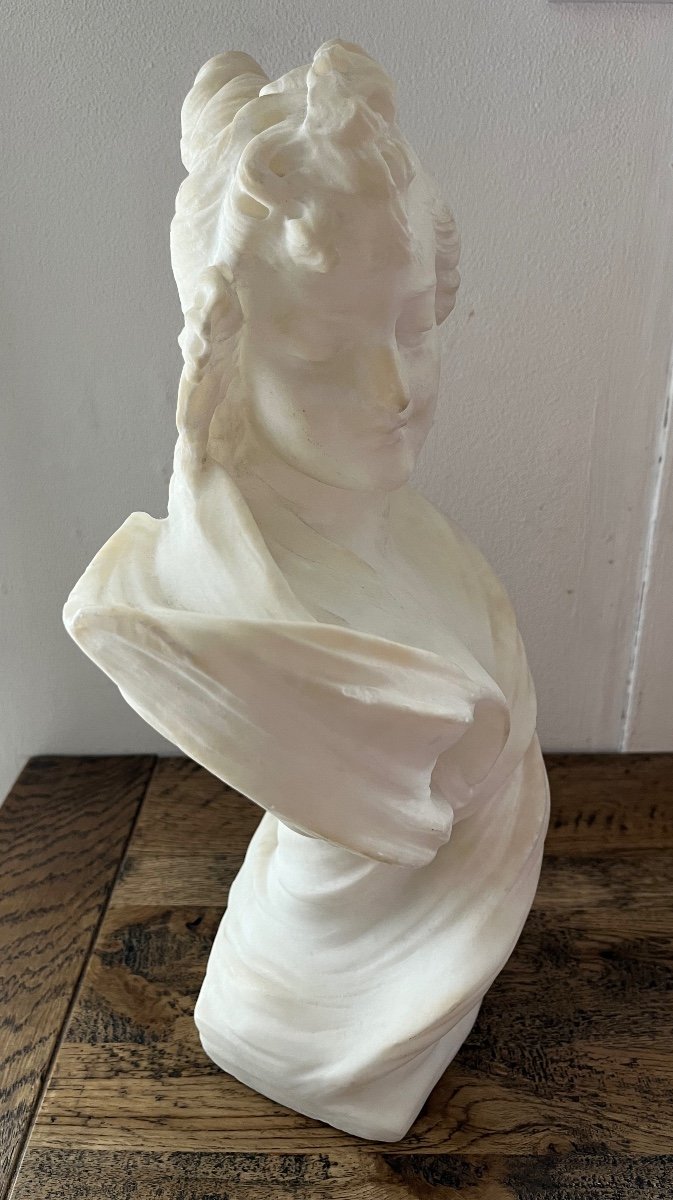 19th Century Alabaster Bust Of A Woman -photo-2