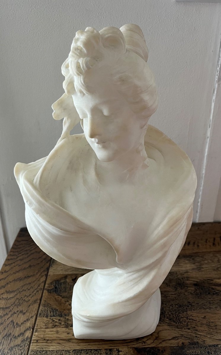 19th Century Alabaster Bust Of A Woman 