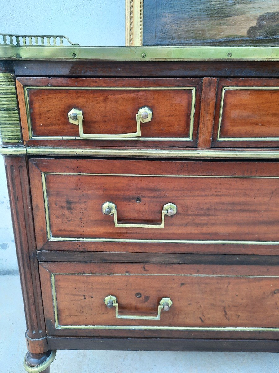 Louis XVI Period Chest Of Drawers In 18th Century Mahogany-photo-3