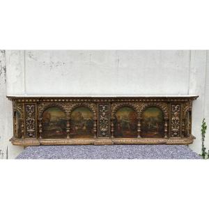 élément De Boiserie En Bois Doré Et Peint.