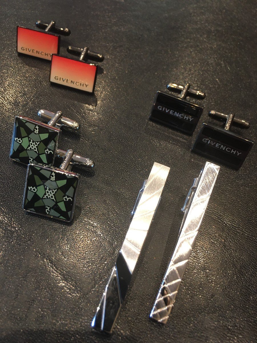 Set Of 3 Pairs Of Givenchy Cufflinks And 2 Lanvin Tie Clips