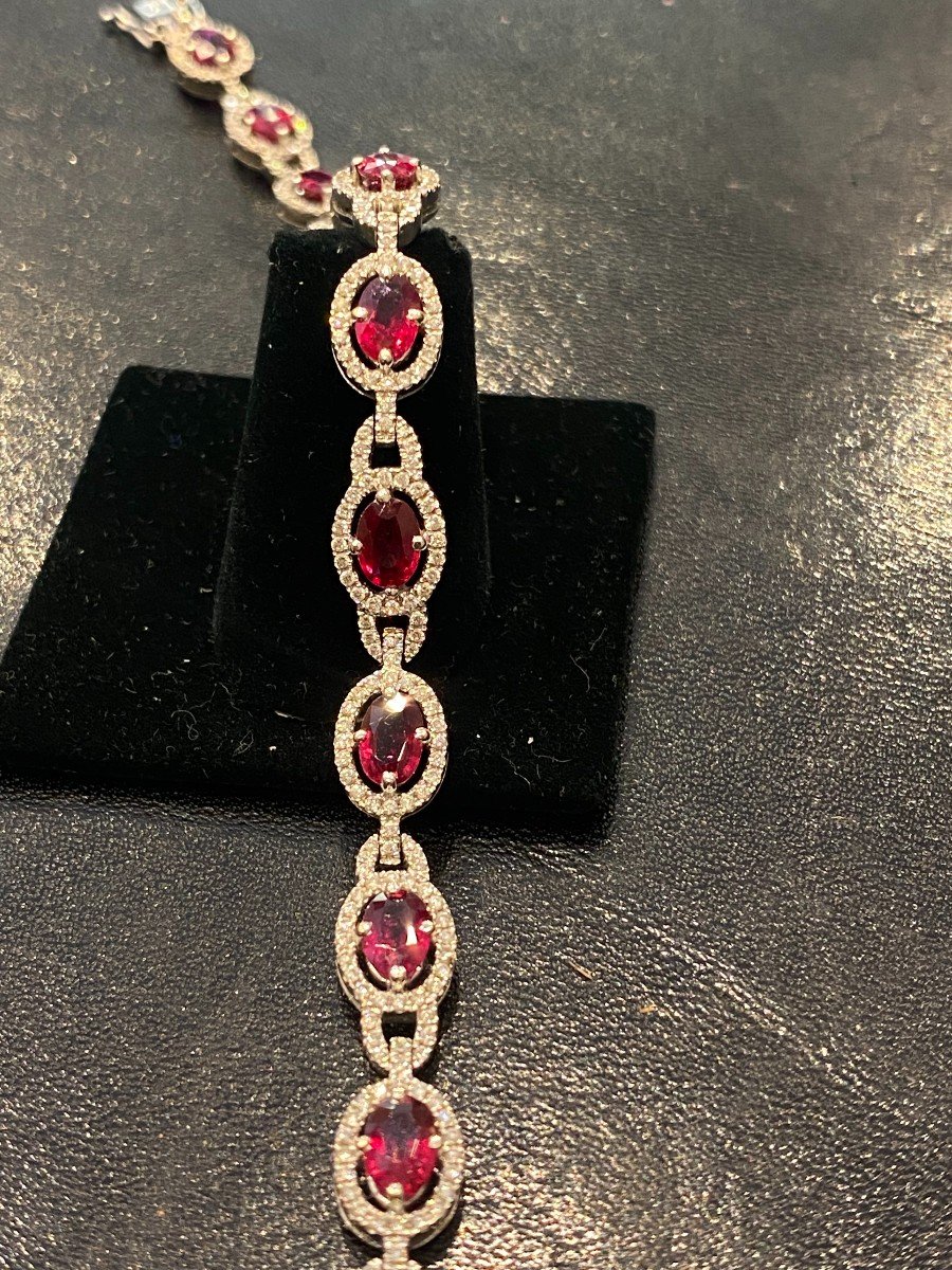 White Gold Line Bracelet Decorated With Thirteen Rubies And Diamonds-photo-3