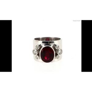 Bague Bandeau En Or Gris 18k, Sertie d'Une Belle Rubellite