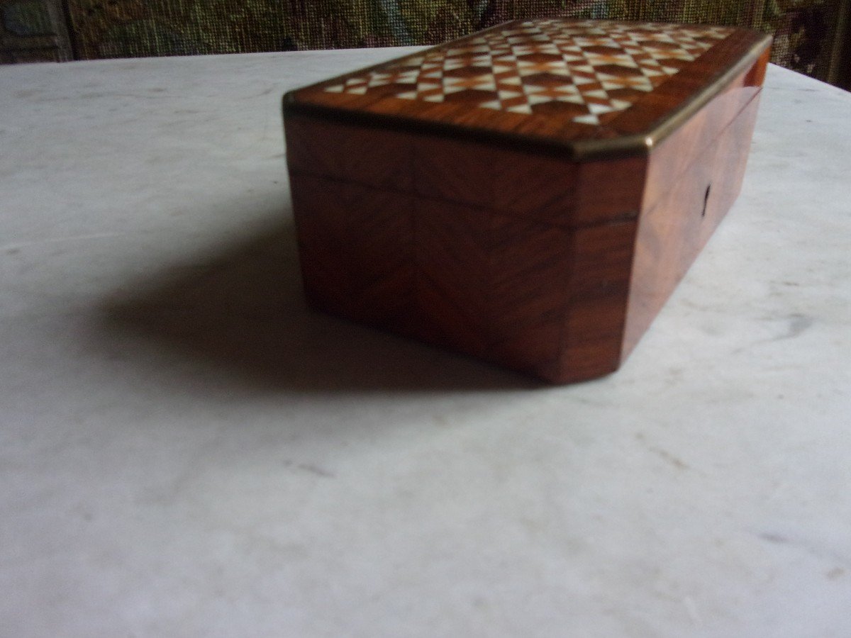 19th Inlaid Box-photo-3