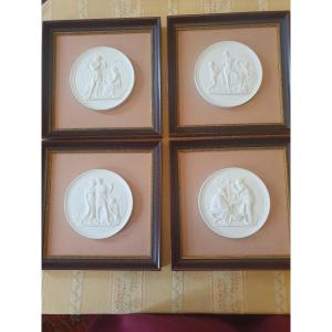 Set Of 4 Biscuit Medallions