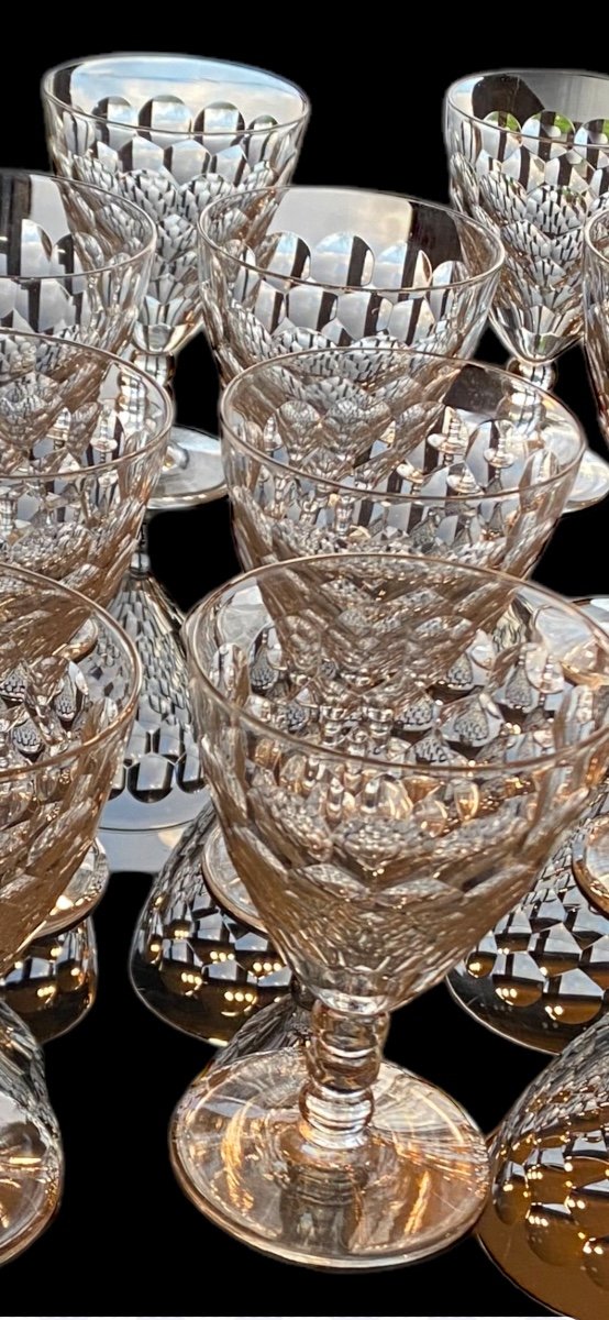 58 verres Baccarat 4 tailles et une carafe au model  -photo-3