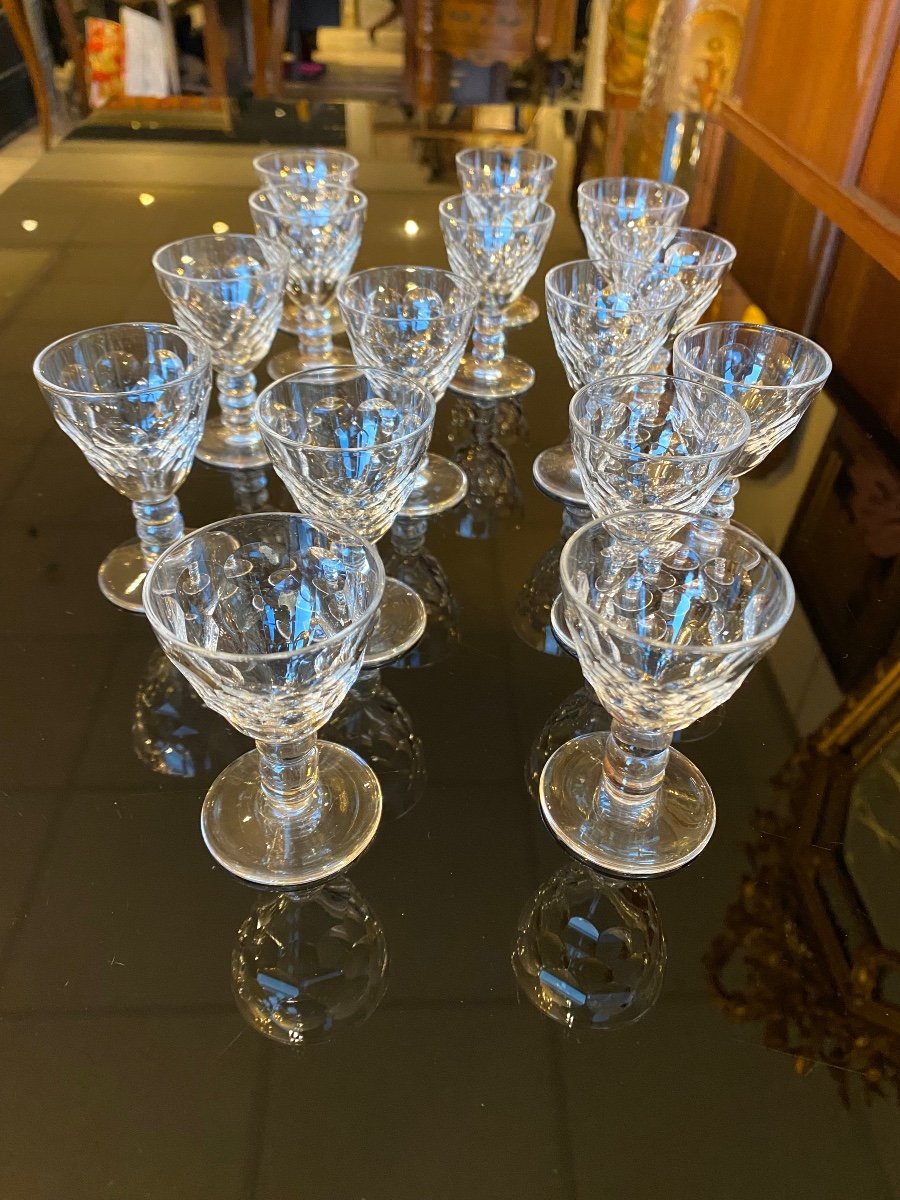 58 verres Baccarat 4 tailles et une carafe au model  -photo-2