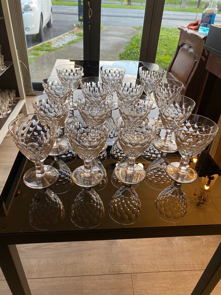 58 verres Baccarat 4 tailles et une carafe au model  -photo-6