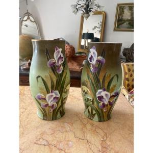 Paire De Vases 1900  Opaline Aux Iris 38 Ht  