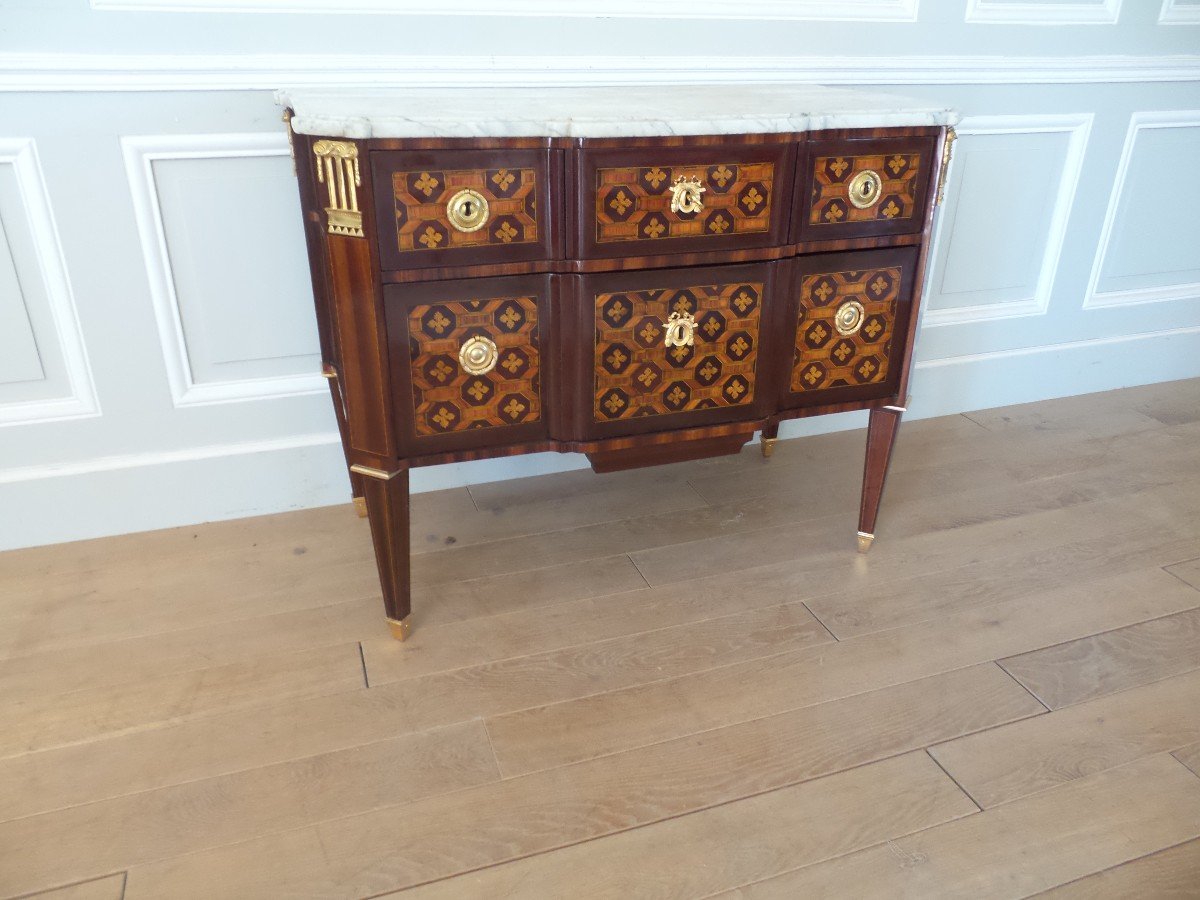 Louis XVI Period Chest Of Drawers