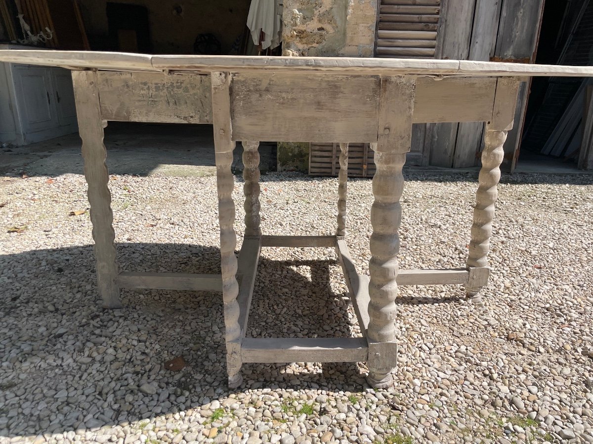 Patinated Oval Table-photo-7