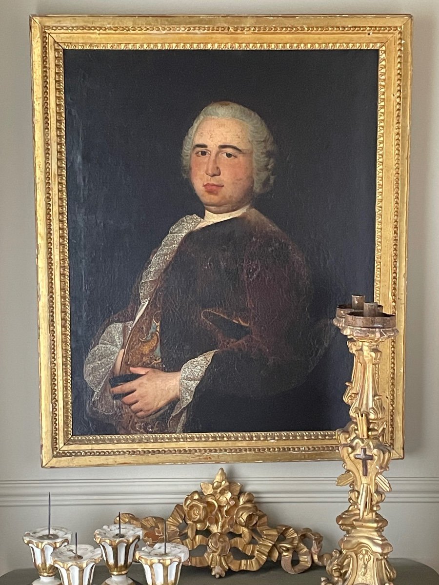 Grand Portrait D’homme En Habit époque XVIII ème 