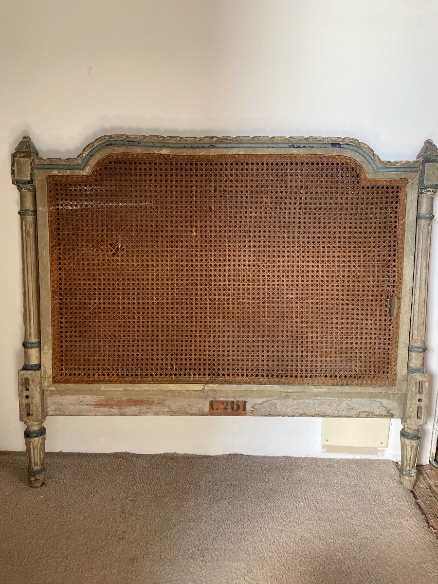 Headboard With Cane 