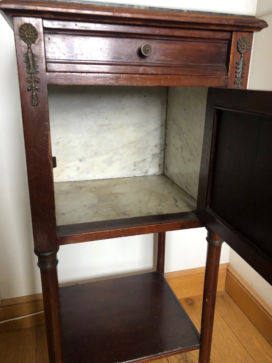 19th Century Bedside Table-photo-1