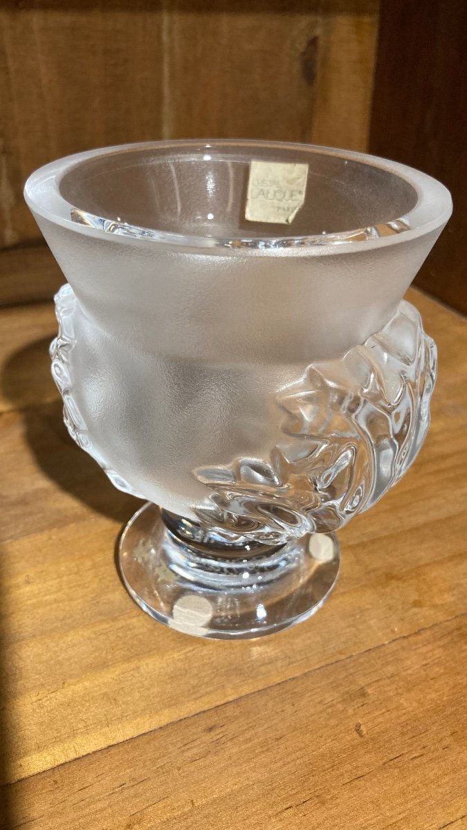 Lalique Saint Cloud Model Vase-photo-2