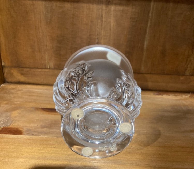 Lalique Saint Cloud Model Vase-photo-1