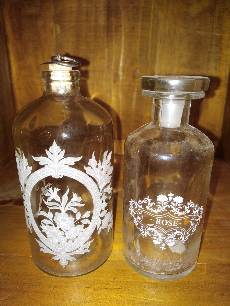 Set Of Antique Apothecary Bottles -photo-4