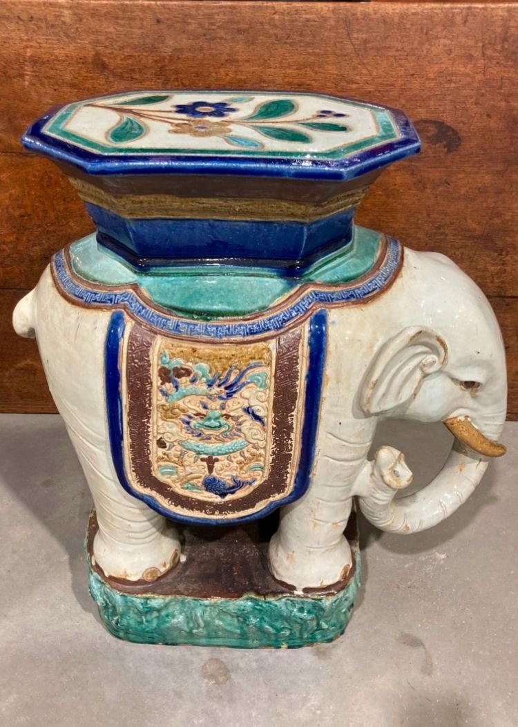 Eléphant En Céramique Polychrome.indochine. Début Du XXeme.