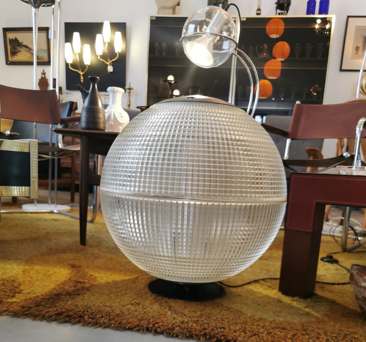 Holophane Lamp From Maison Europhane.-photo-2