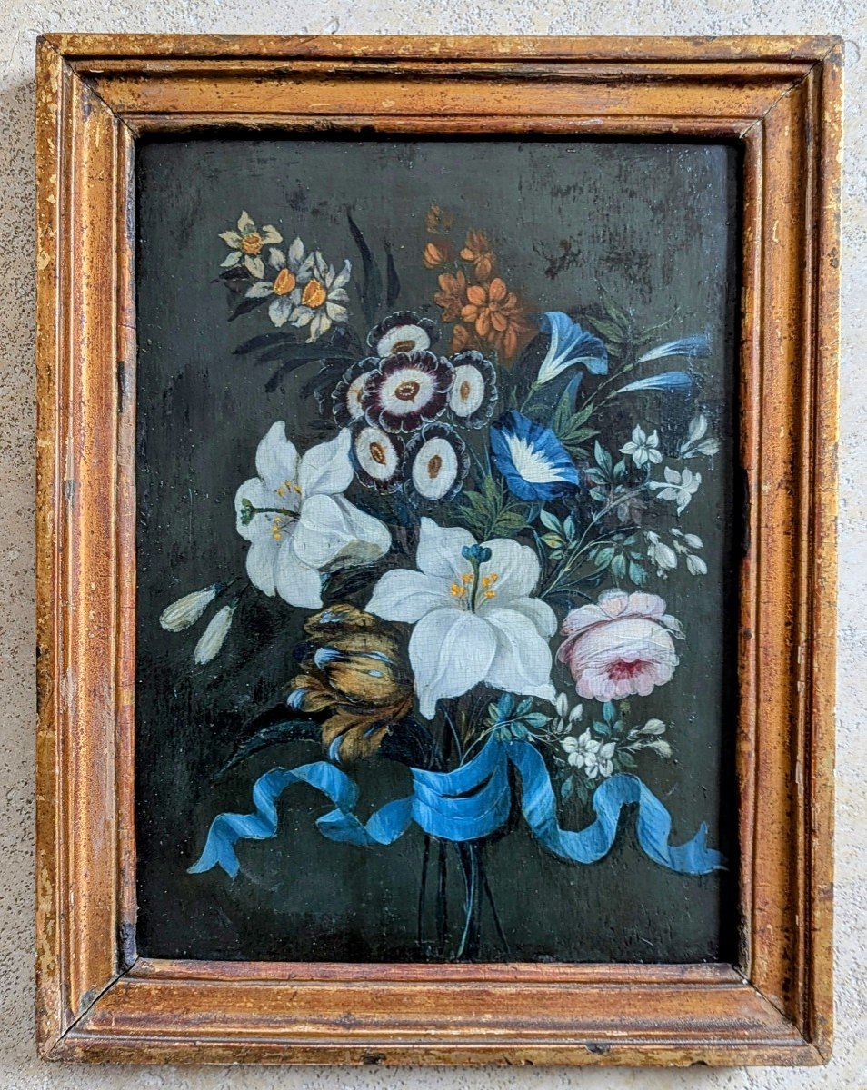 Huile sur panneau bouquet au ruban bleu