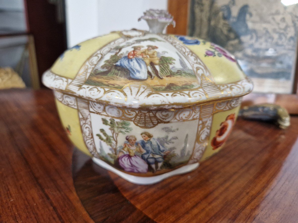 Coffret en porcelaine de Meissen XVIIIème