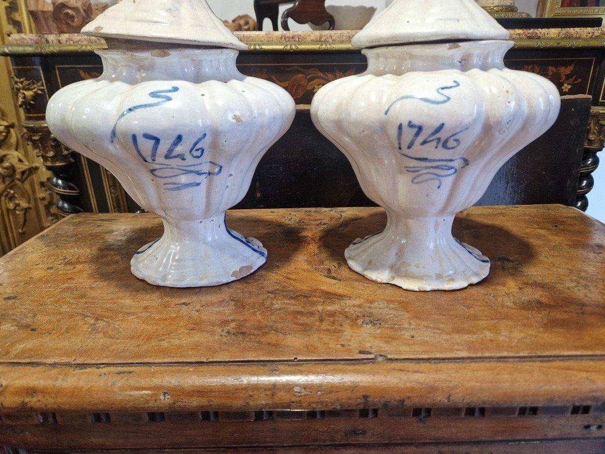 Pair Of Ancient Italian Majolica Vases Dated 1746 (18th Century)-photo-2