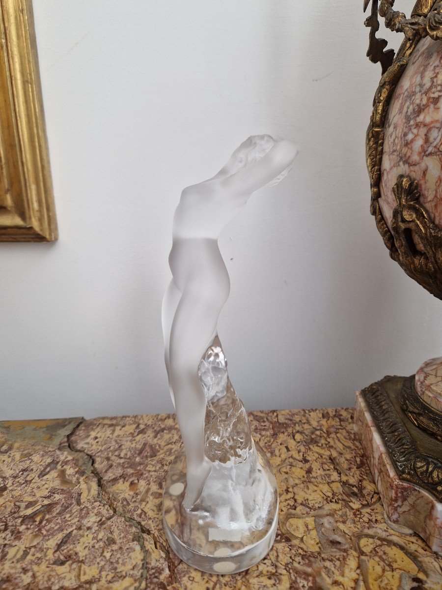 Lalique France - Crystal Woman Statuette. Signed -photo-1